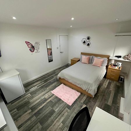 326 Your 2Nd Home London Eksteriør bilde